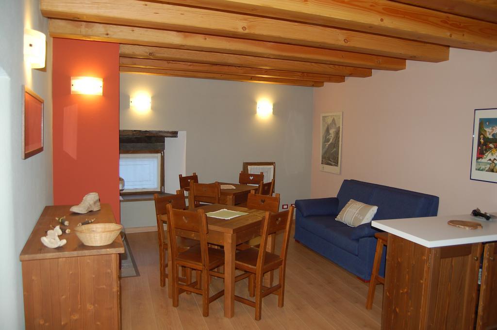 Il Nocciolo Bed & Breakfast Bard Exterior foto